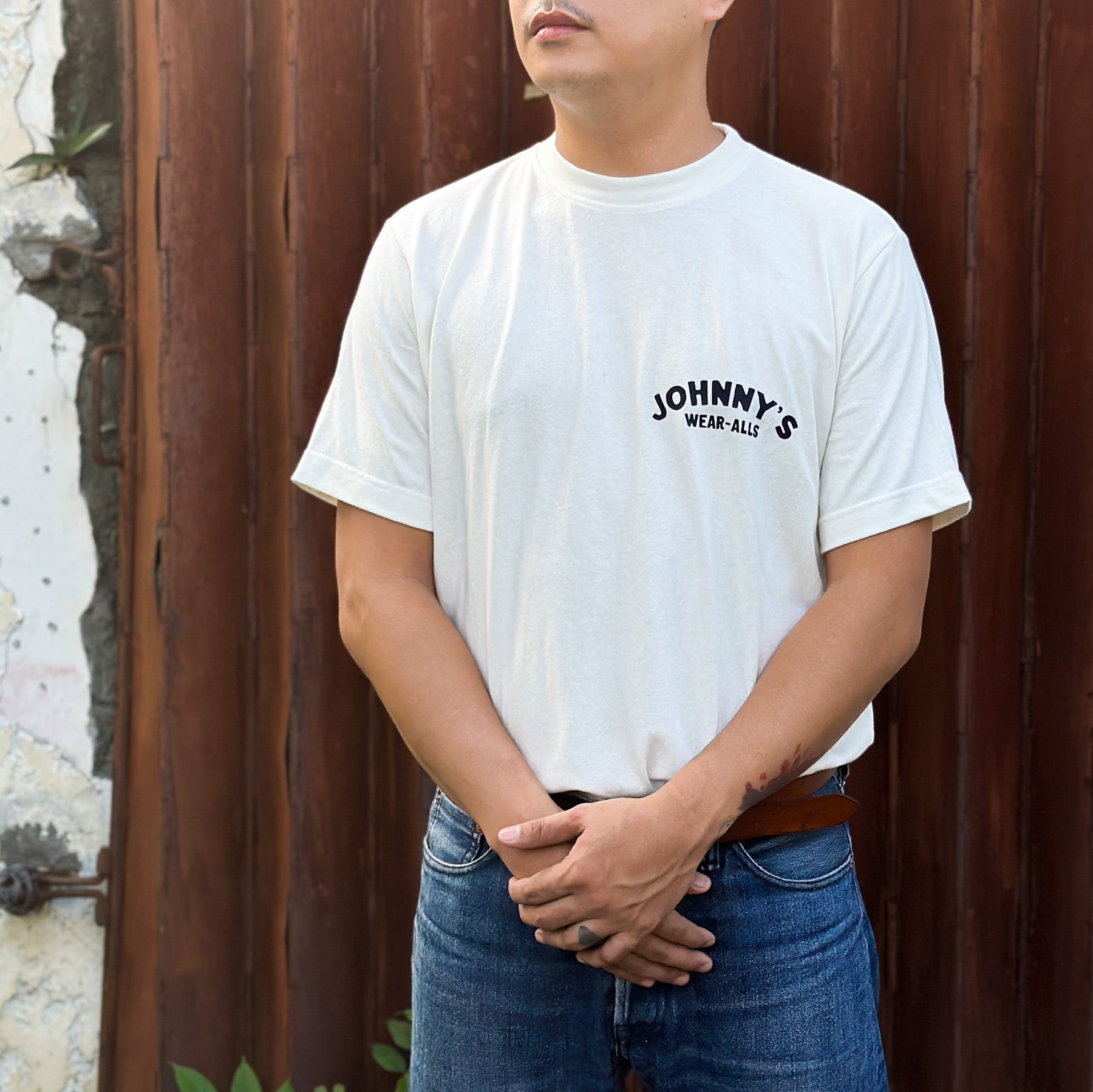 Porker Tee - Ivory - Johnny's Wear Alls